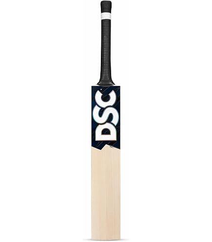 DSC Black 200 Cricket Bat - Image 4