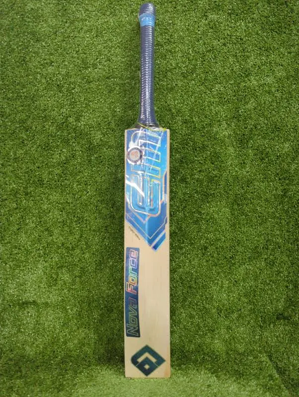 EM Nova Force Cricket Bat - Image 4